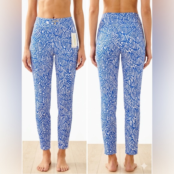 Lilly Pulitzer Pants - Lilly Pulitzer Blue and White Patterned Leggings brand new size 0